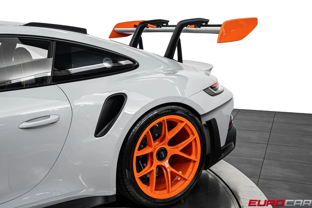 2024 Porsche 992 GT3 RS - Image 19 of 31