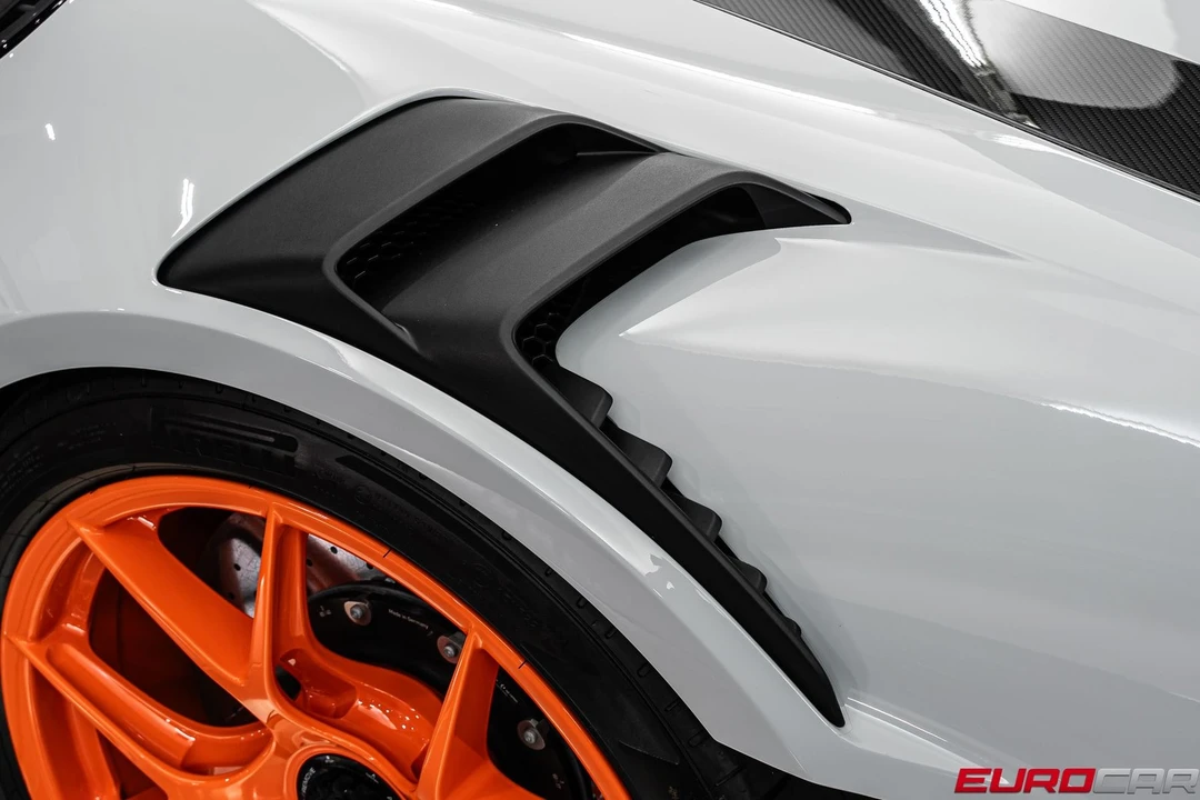 2024 Porsche 992 GT3 RS - Image 15 of 31