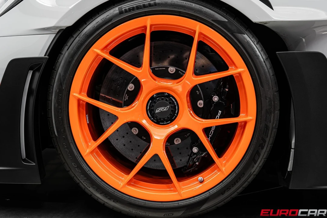 2024 Porsche 992 GT3 RS - Image 26 of 31