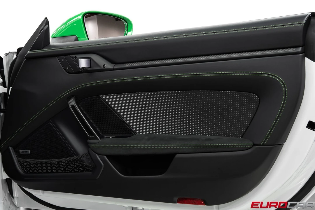 2024 Porsche 992 GT3 RS - Image 28 of 31
