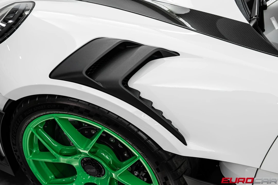 2024 Porsche 992 GT3 RS - Image 14 of 31