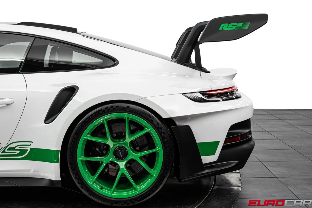 2024 Porsche 992 GT3 RS - Image 17 of 31