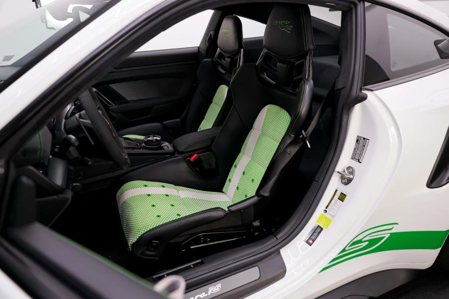 2024 Porsche 992 GT3 RS - Image 26 of 31