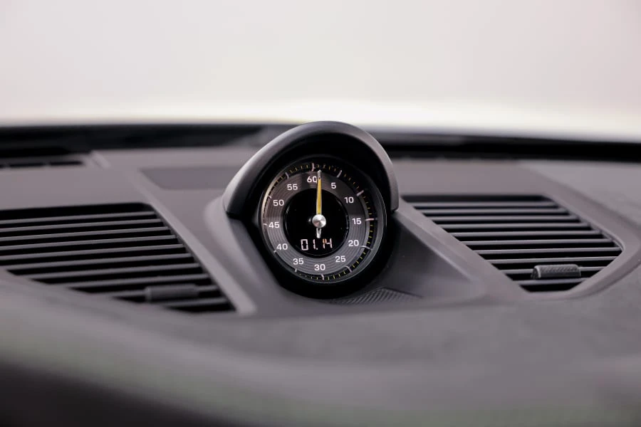 2024 Porsche 992 GT3 RS - Image 29 of 31