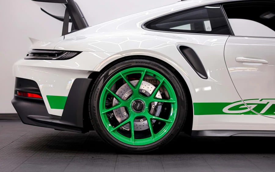 2024 Porsche 992 GT3 RS - Image 17 of 31