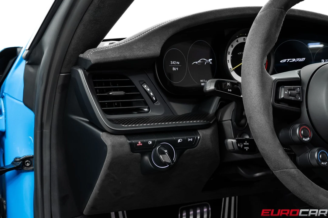 2024 Porsche 992 GT3 RS - Image 30 of 31