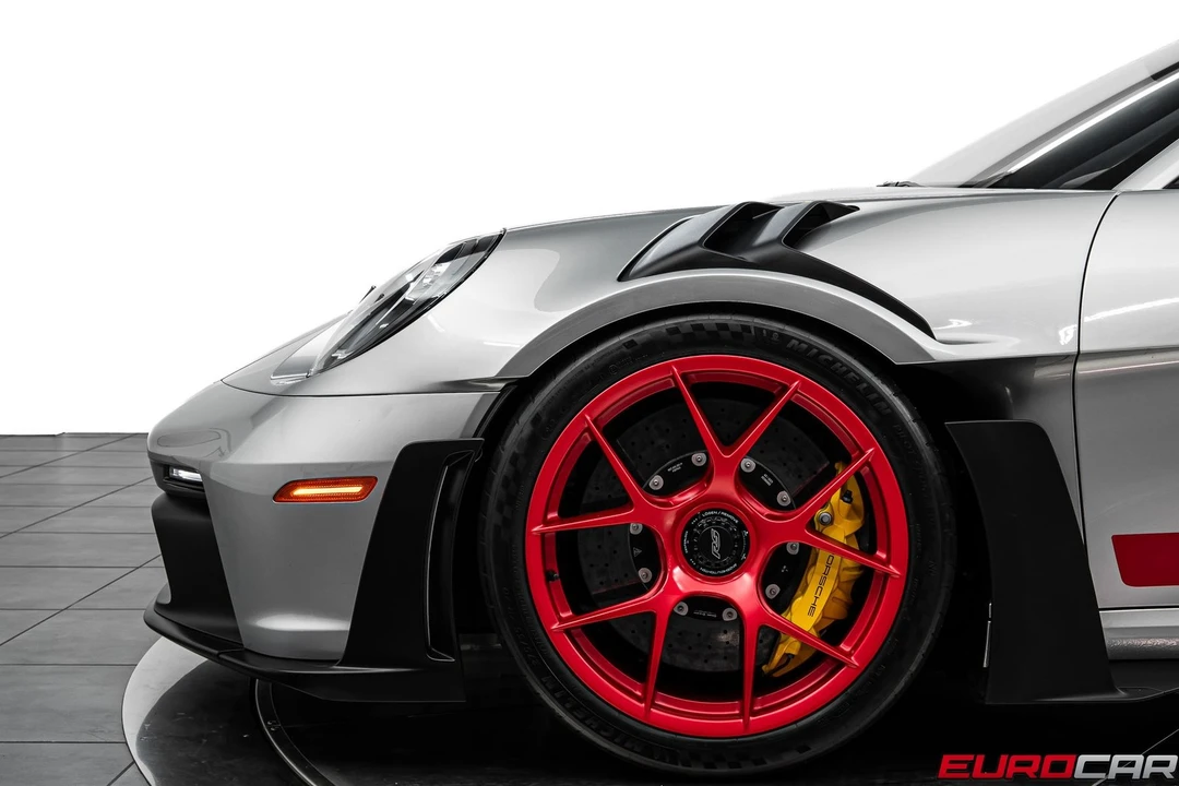 2024 Porsche 992 GT3 RS - Image 13 of 31