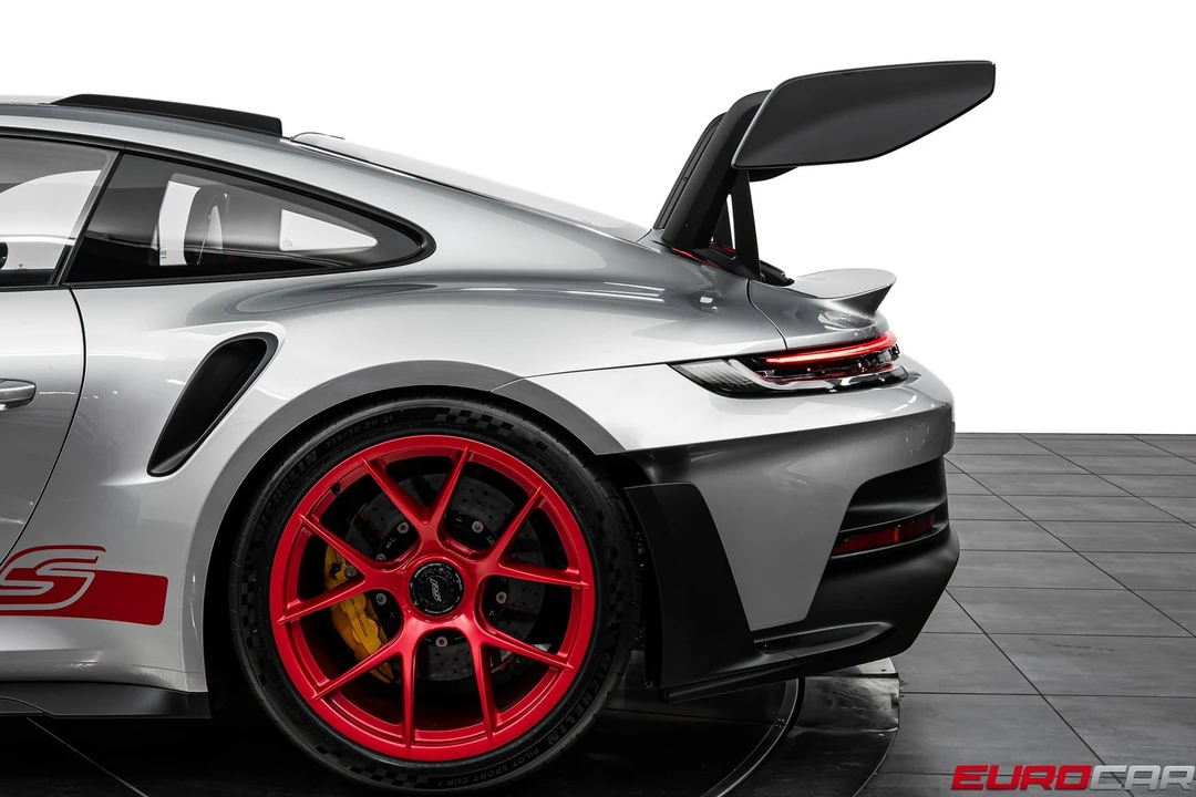2024 Porsche 992 GT3 RS - Image 18 of 31