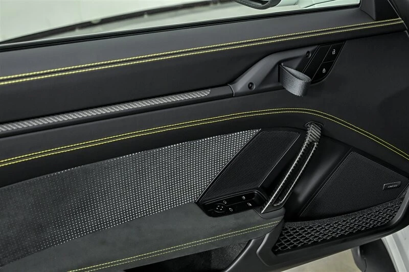 2024 Porsche 992 GT3 RS - Image 15 of 31