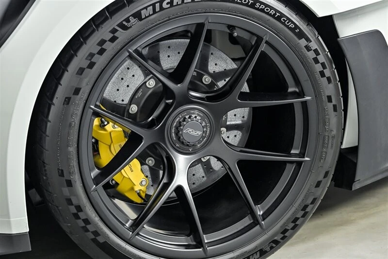 2024 Porsche 992 GT3 RS - Image 12 of 31