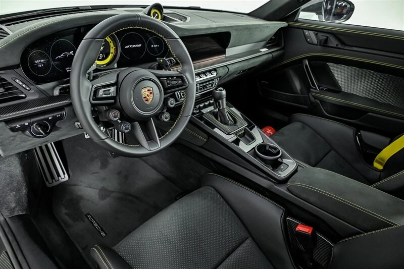 2024 Porsche 992 GT3 RS - Image 20 of 31