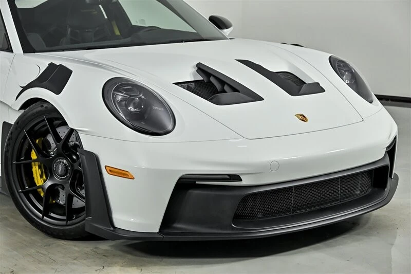 2024 Porsche 992 GT3 RS - Image 2 of 31