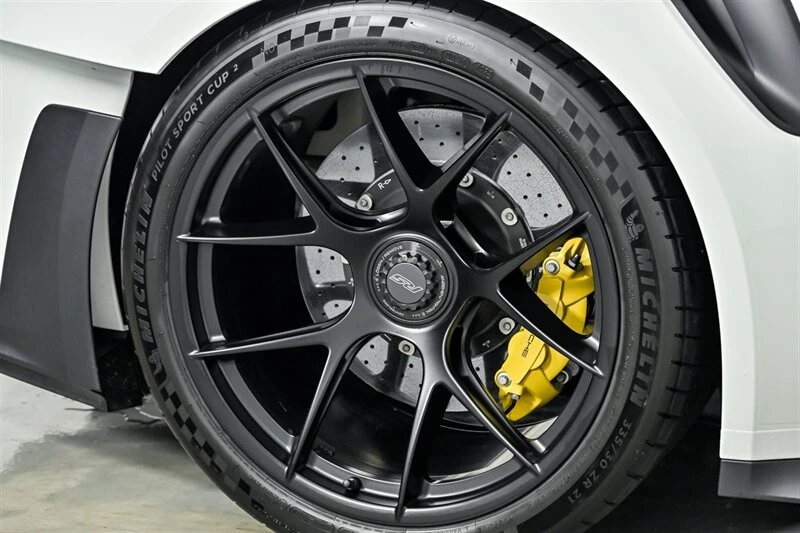 2024 Porsche 992 GT3 RS - Image 13 of 31