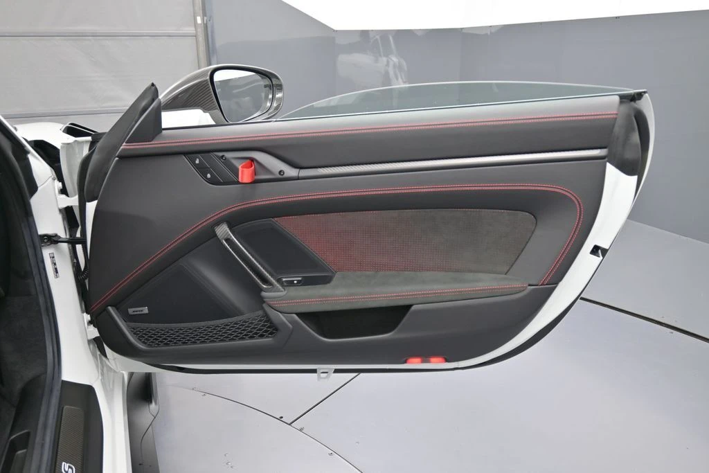 2024 Porsche 992 GT3 RS - Image 26 of 31