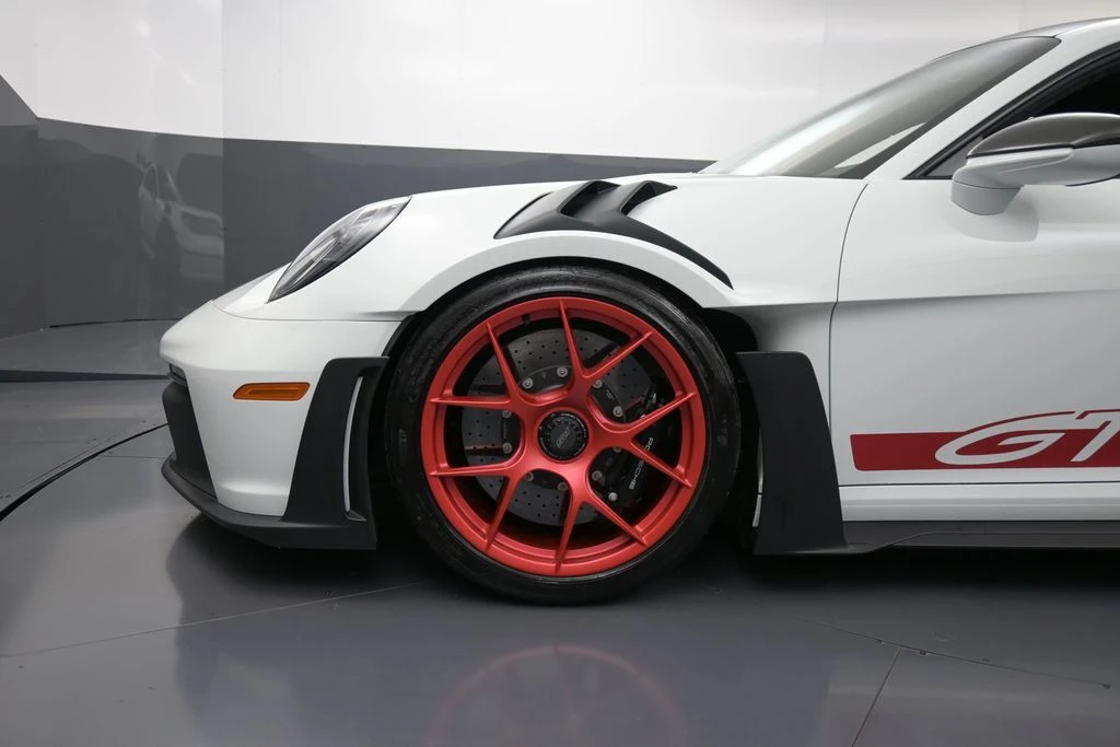 2024 Porsche 992 GT3 RS - Image 11 of 31