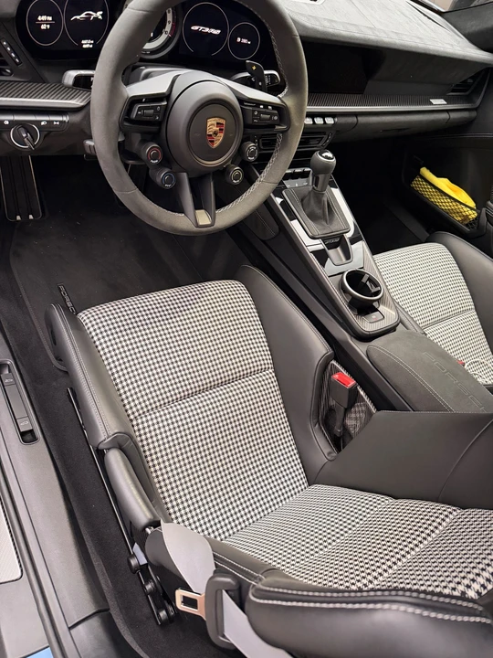 2024 Porsche 992 GT3 RS - Image 14 of 21