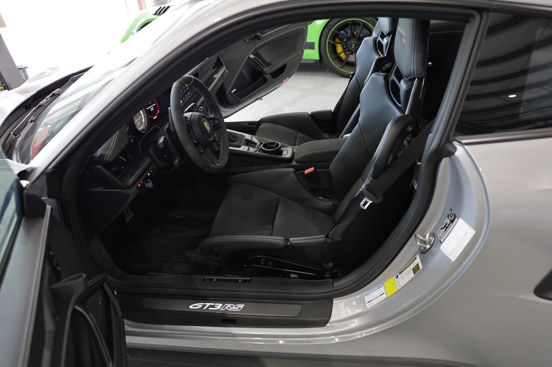 2024 Porsche 992 GT3 RS - Image 16 of 22