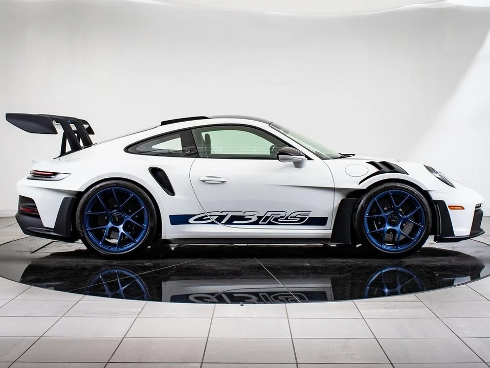 2024 Porsche 992 GT3 RS - Image 8 of 21