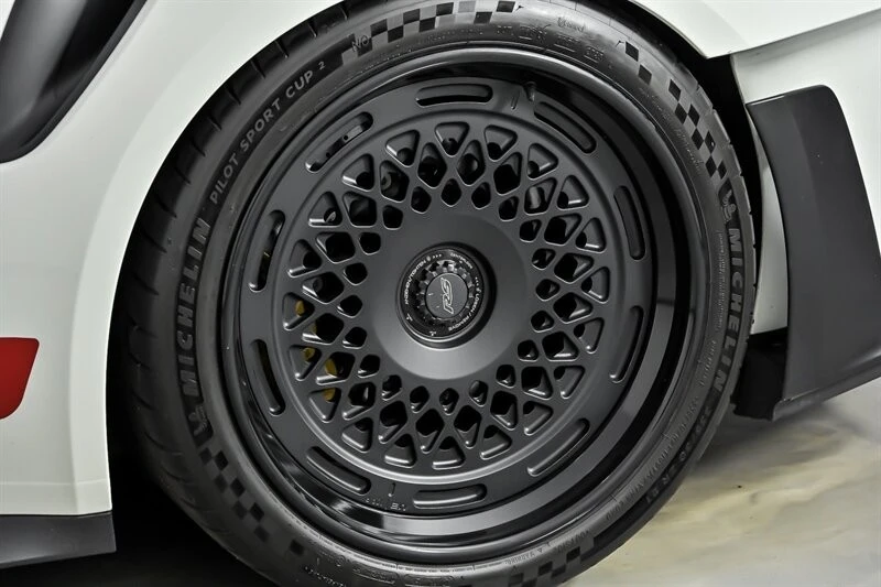 2024 Porsche 992 GT3 RS - Image 15 of 31