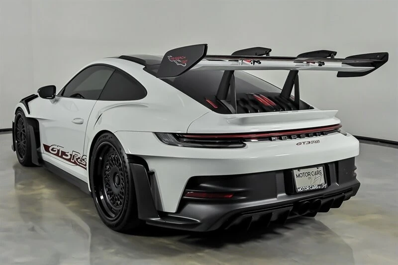 2024 Porsche 992 GT3 RS - Image 8 of 31