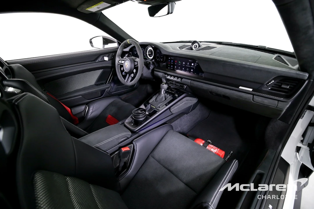 2024 Porsche 992 GT3 RS - Image 18 of 21