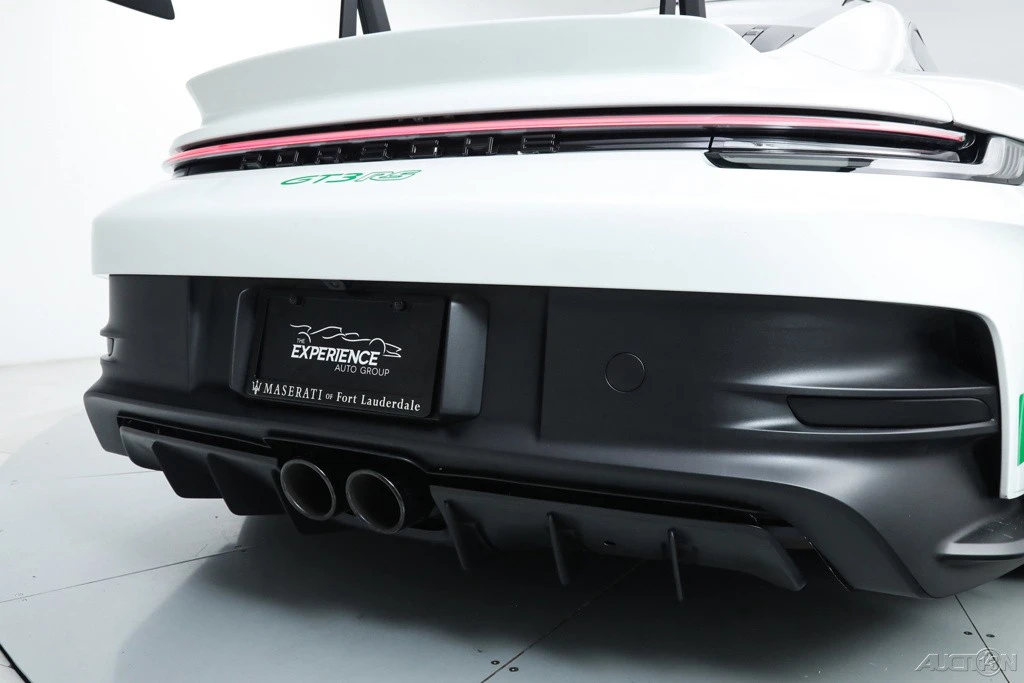2024 Porsche 992 GT3 RS - Image 17 of 21