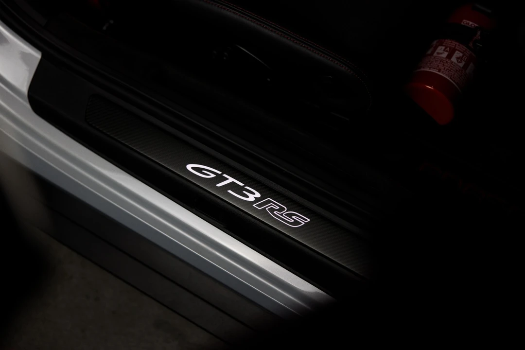2024 Porsche 992 GT3 RS - Image 9 of 31