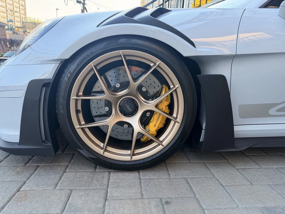 2024 Porsche 992 GT3 RS - Image 10 of 20
