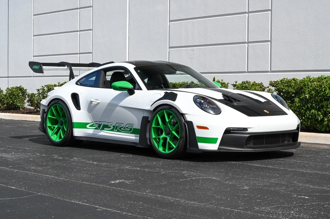 2024 Porsche 992 GT3 RS - Image 3 of 31