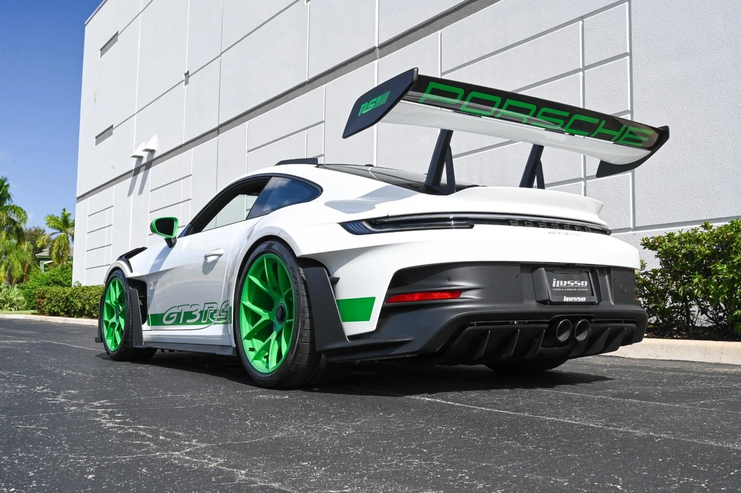 2024 Porsche 992 GT3 RS - Image 25 of 31