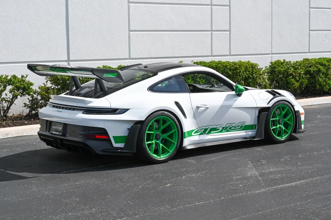 2024 Porsche 992 GT3 RS - Image 10 of 31