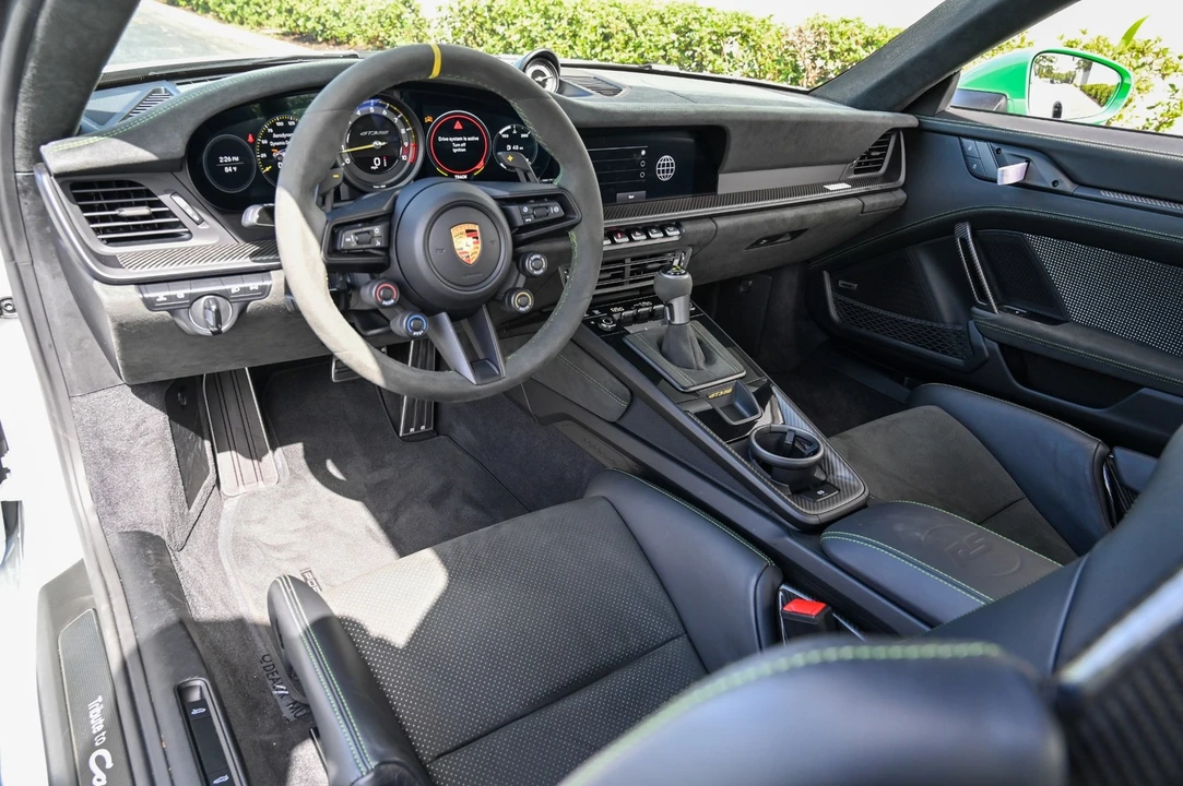 2024 Porsche 992 GT3 RS - Image 29 of 31