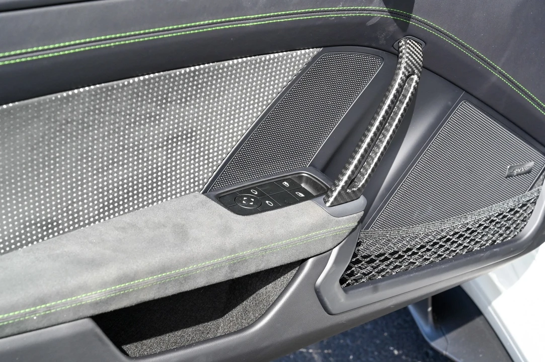 2024 Porsche 992 GT3 RS - Image 27 of 31