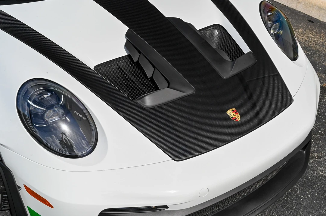 2024 Porsche 992 GT3 RS - Image 7 of 31
