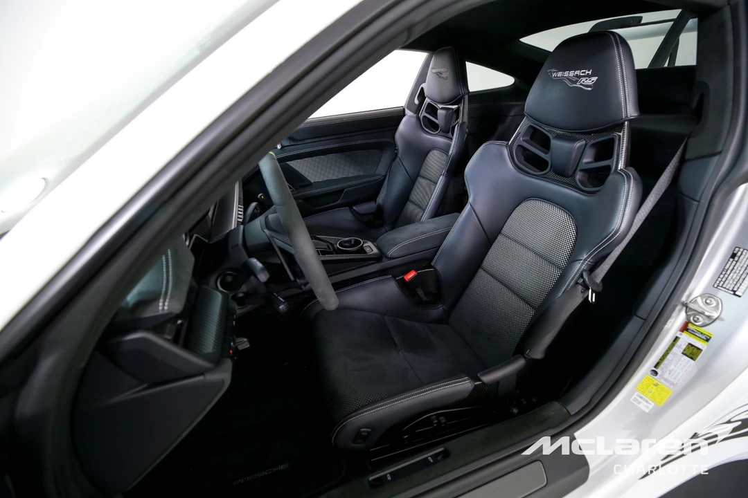 2024 Porsche 992 GT3 RS - Image 11 of 12