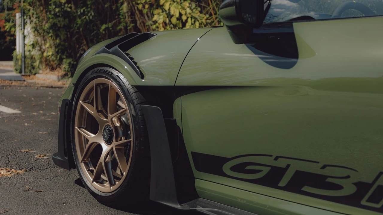 2024 Porsche 992 GT3 RS - Image 5 of 21