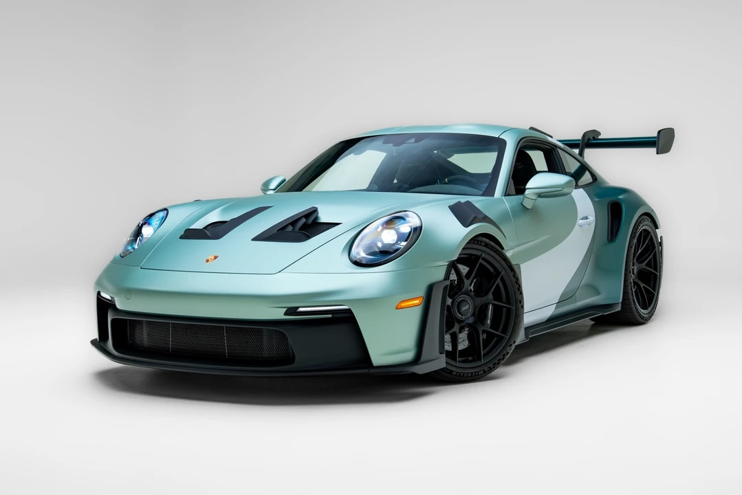2024 Porsche 992 GT3 RS - Image 23 of 31