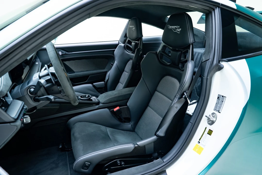 2024 Porsche 992 GT3 RS - Image 21 of 31