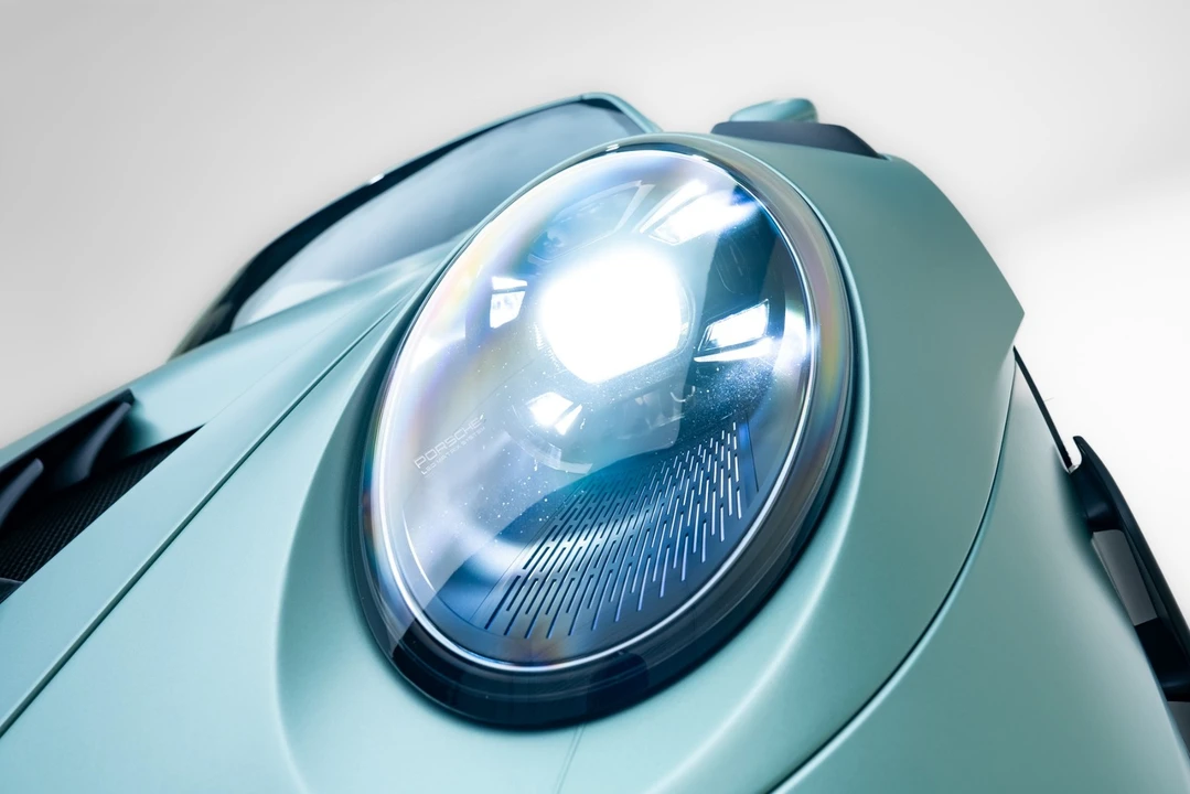 2024 Porsche 992 GT3 RS - Image 13 of 31