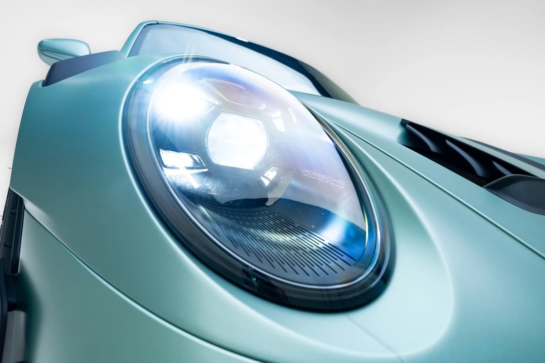 2024 Porsche 992 GT3 RS - Image 14 of 31