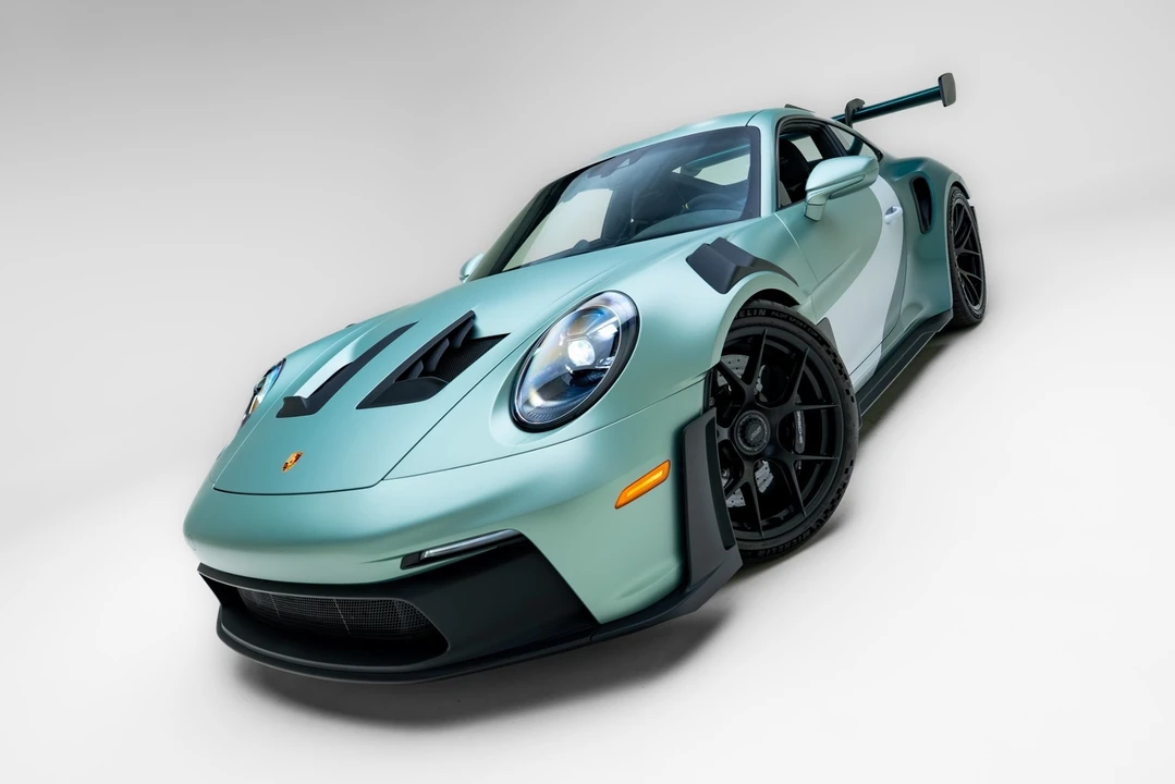 2024 Porsche 992 GT3 RS - Image 25 of 31