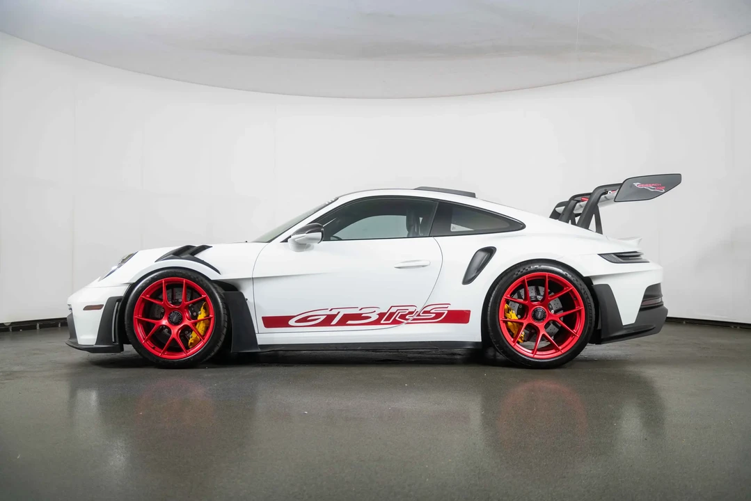 2024 Porsche 992 GT3 RS - Image 5 of 31