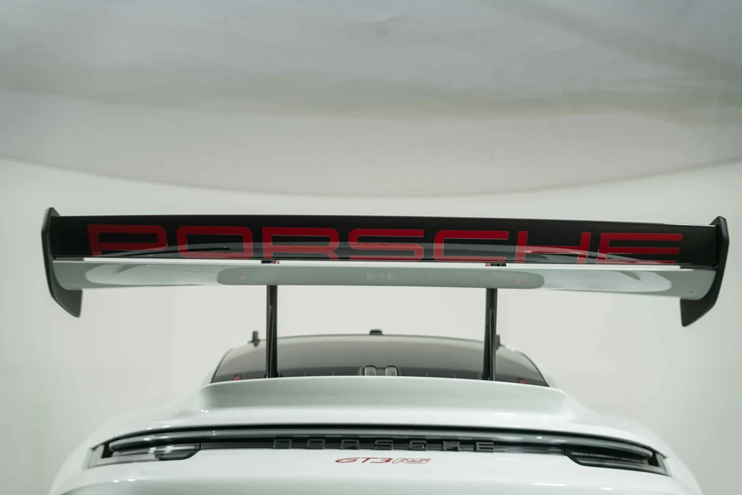 2024 Porsche 992 GT3 RS - Image 8 of 31