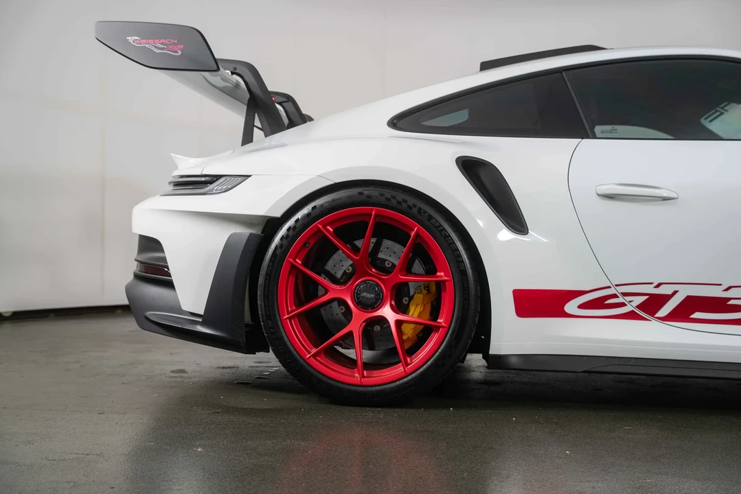 2024 Porsche 992 GT3 RS - Image 11 of 31