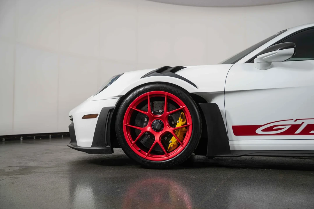 2024 Porsche 992 GT3 RS - Image 13 of 31