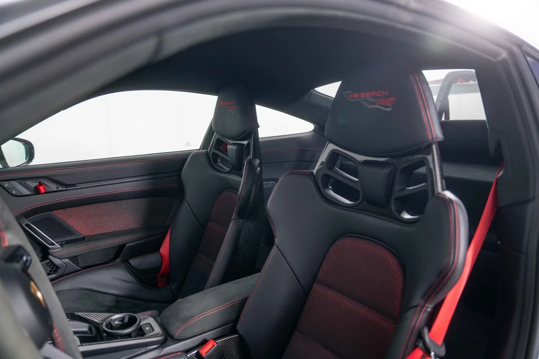 2024 Porsche 992 GT3 RS - Image 18 of 31