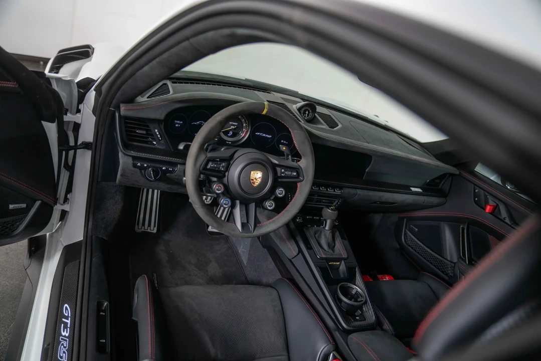 2024 Porsche 992 GT3 RS - Image 20 of 31