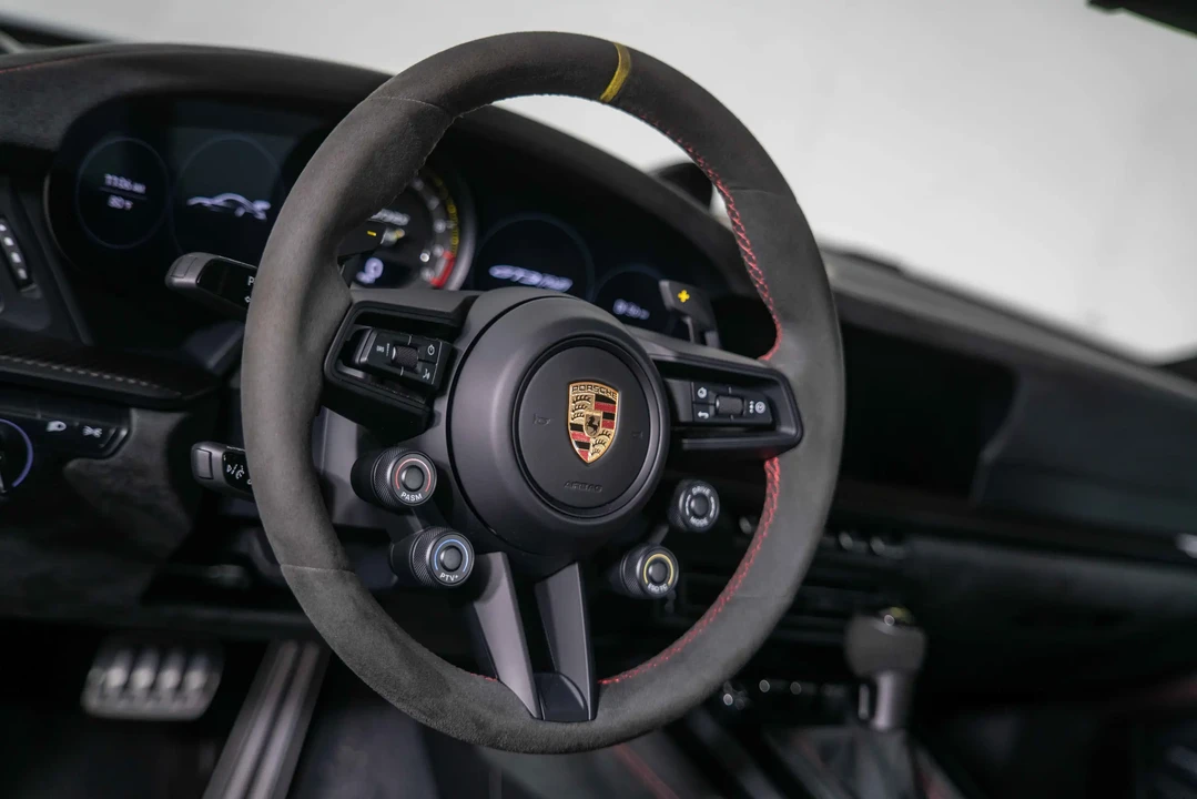 2024 Porsche 992 GT3 RS - Image 22 of 31