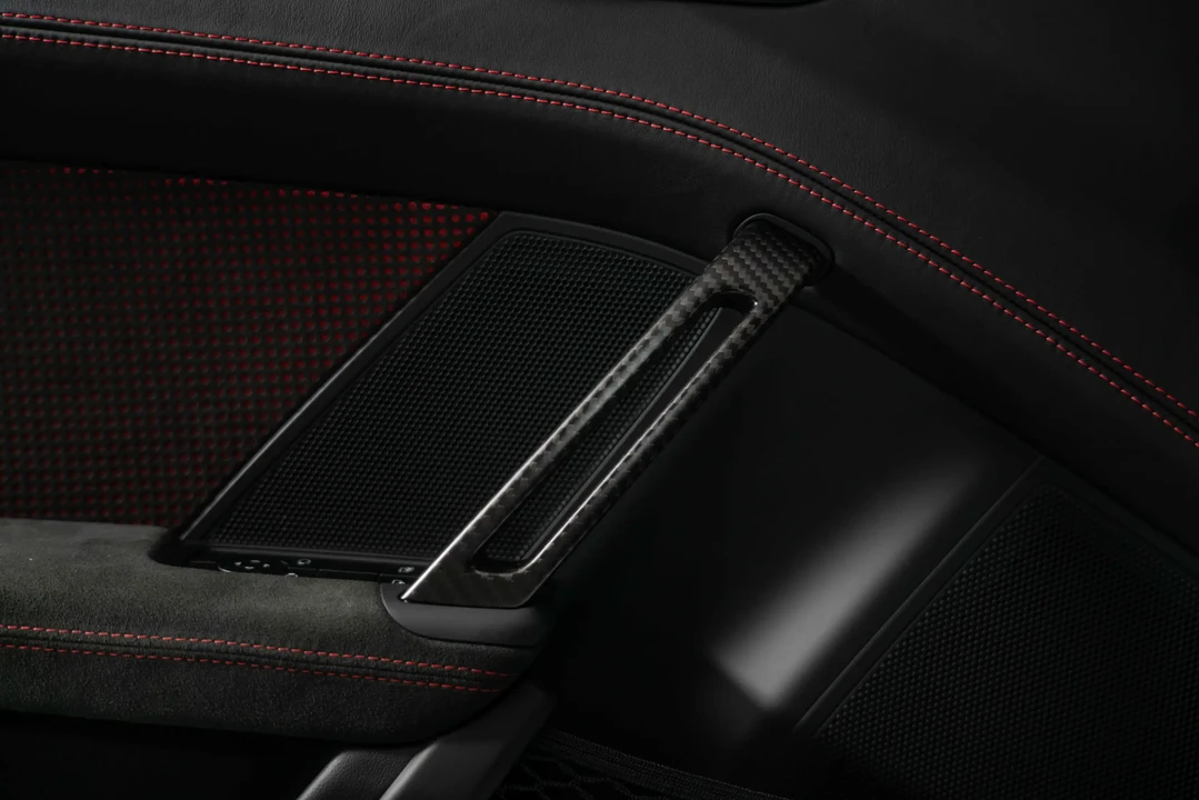 2024 Porsche 992 GT3 RS - Image 17 of 31
