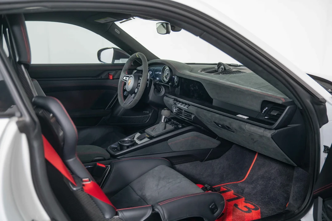 2024 Porsche 992 GT3 RS - Image 31 of 31